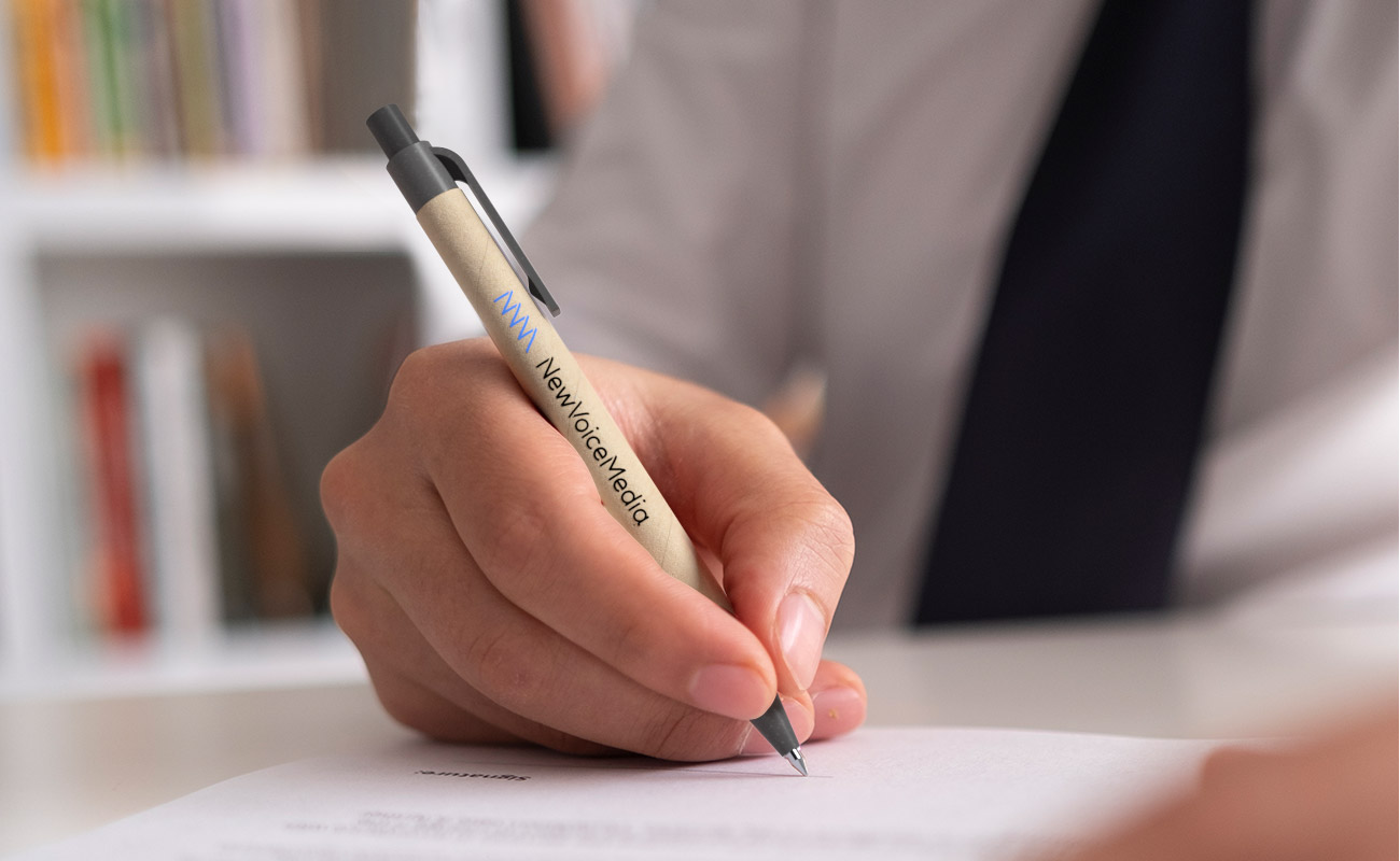 Ditto - Logolliset Kierrätetyt Pahvikynät gallery thumbnail