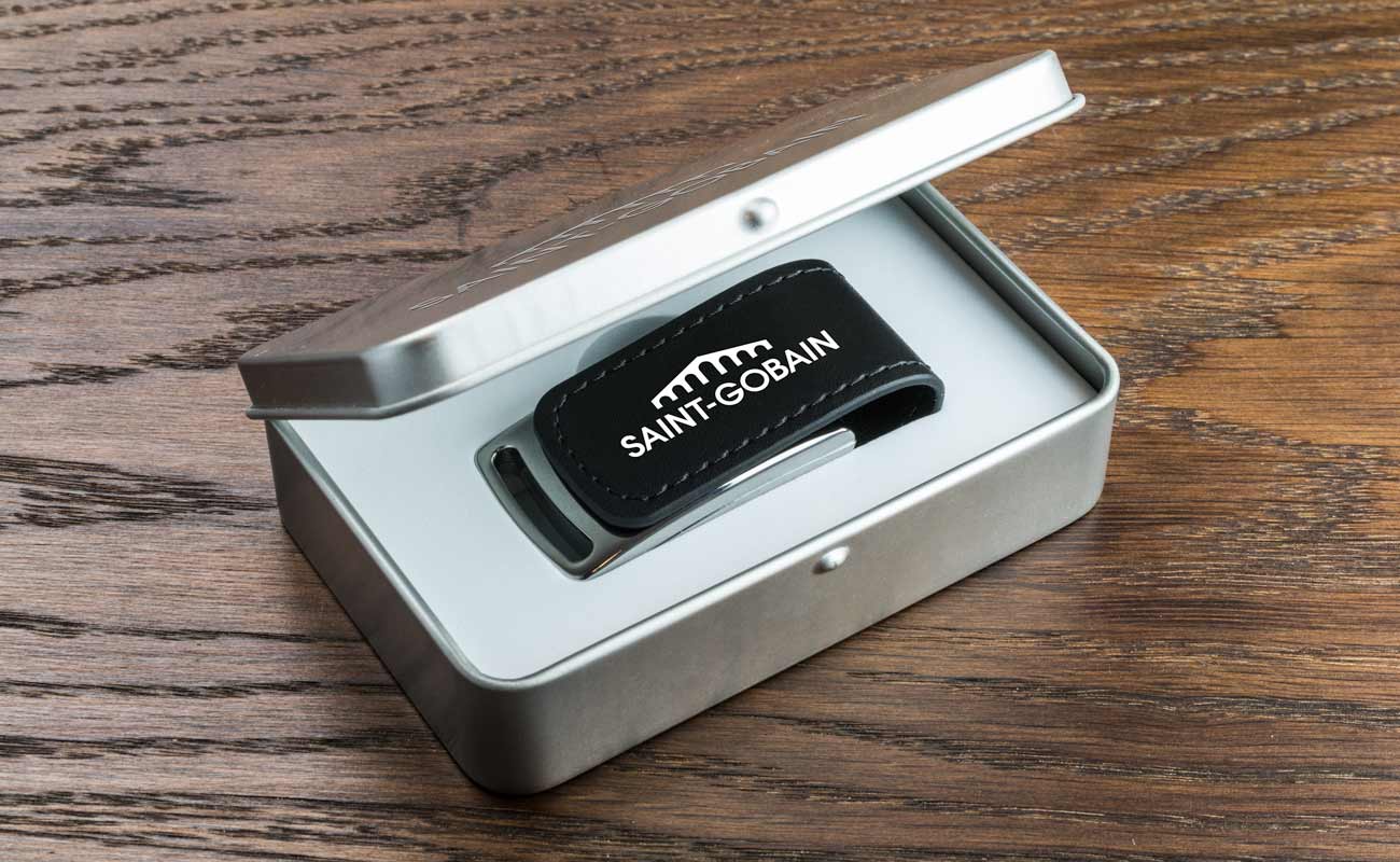 Executive - Nahka USB Asemat gallery thumbnail