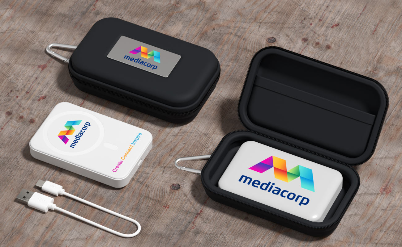 Force - Mainos Magneettiset langattomat tehopankit gallery thumbnail