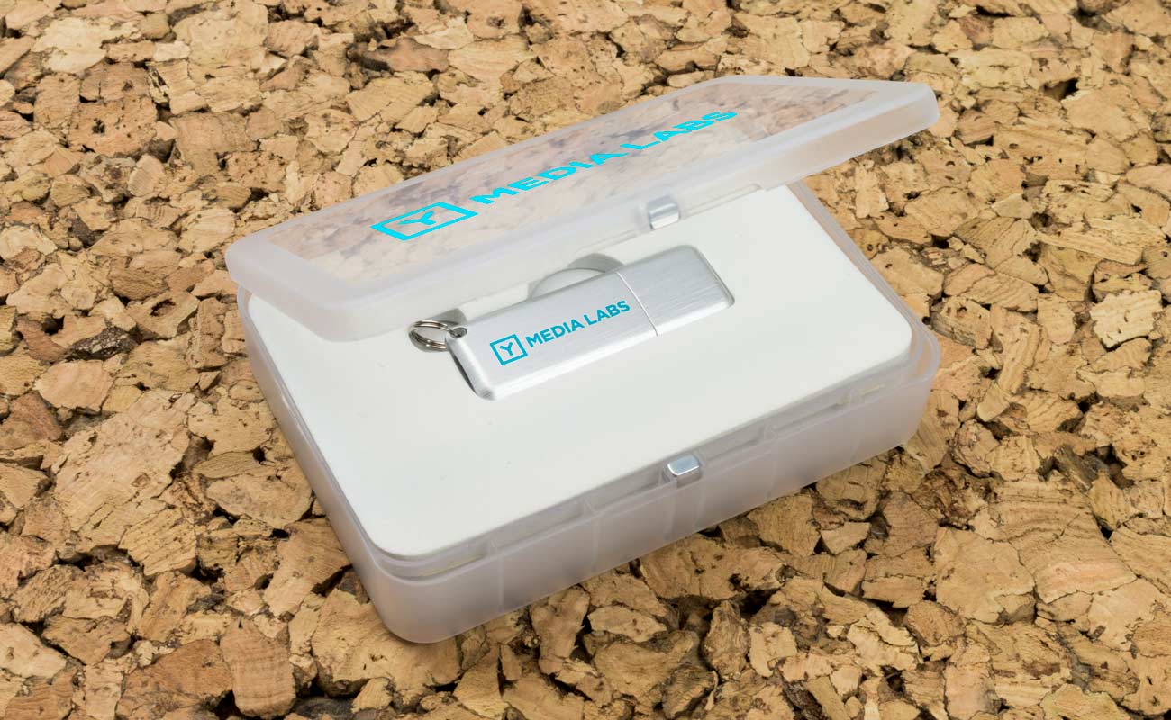 Halo - Promootio USB muistitikku LED valolla gallery thumbnail