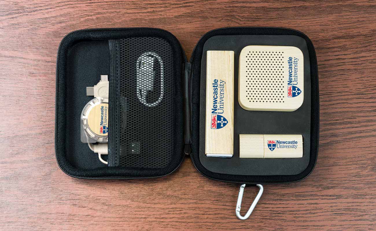 Maple L - Lahjasetit logolla gallery thumbnail