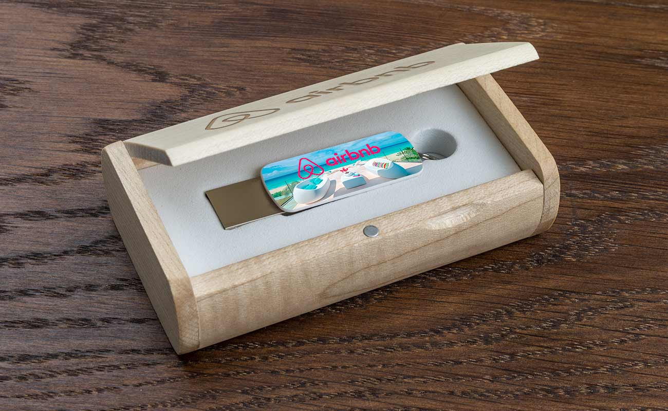 Orbit - USB-C Muistitikkuja Logolla gallery thumbnail