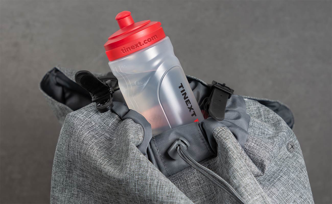 Refresh - Logolliset Muoviset juomapullot gallery thumbnail