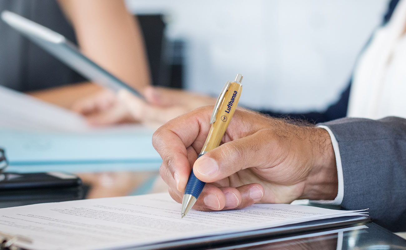 Ridge - Messujaettavat Mainoskynät bambusta gallery thumbnail