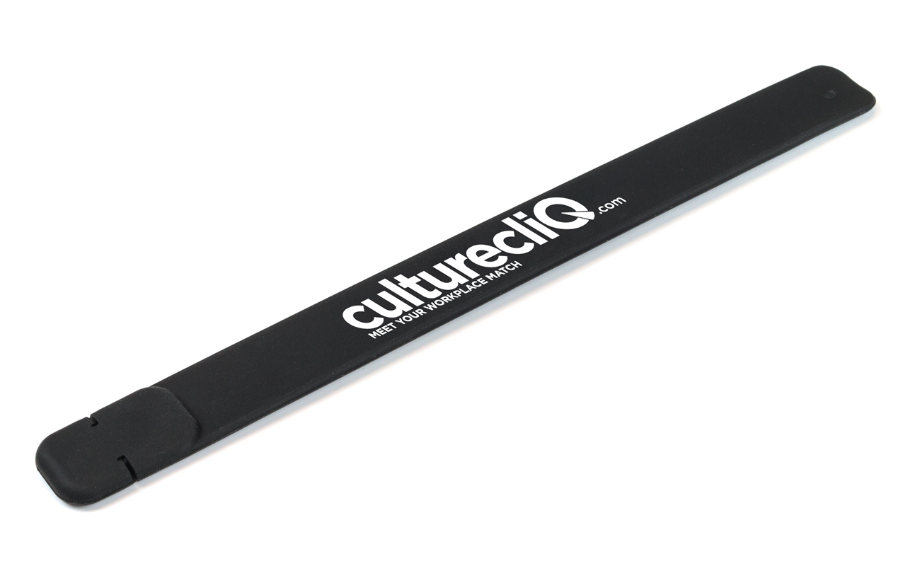 Slap - Kustomoitu USB Ranneke gallery thumbnail