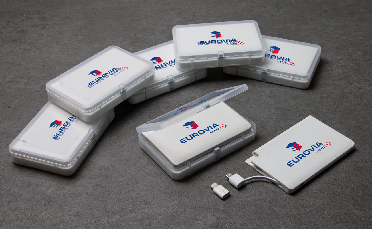 Tour - Yrityslahja Power Bank gallery thumbnail