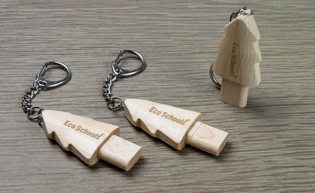 Tree - USB Tikkuja Logolla gallery thumbnail