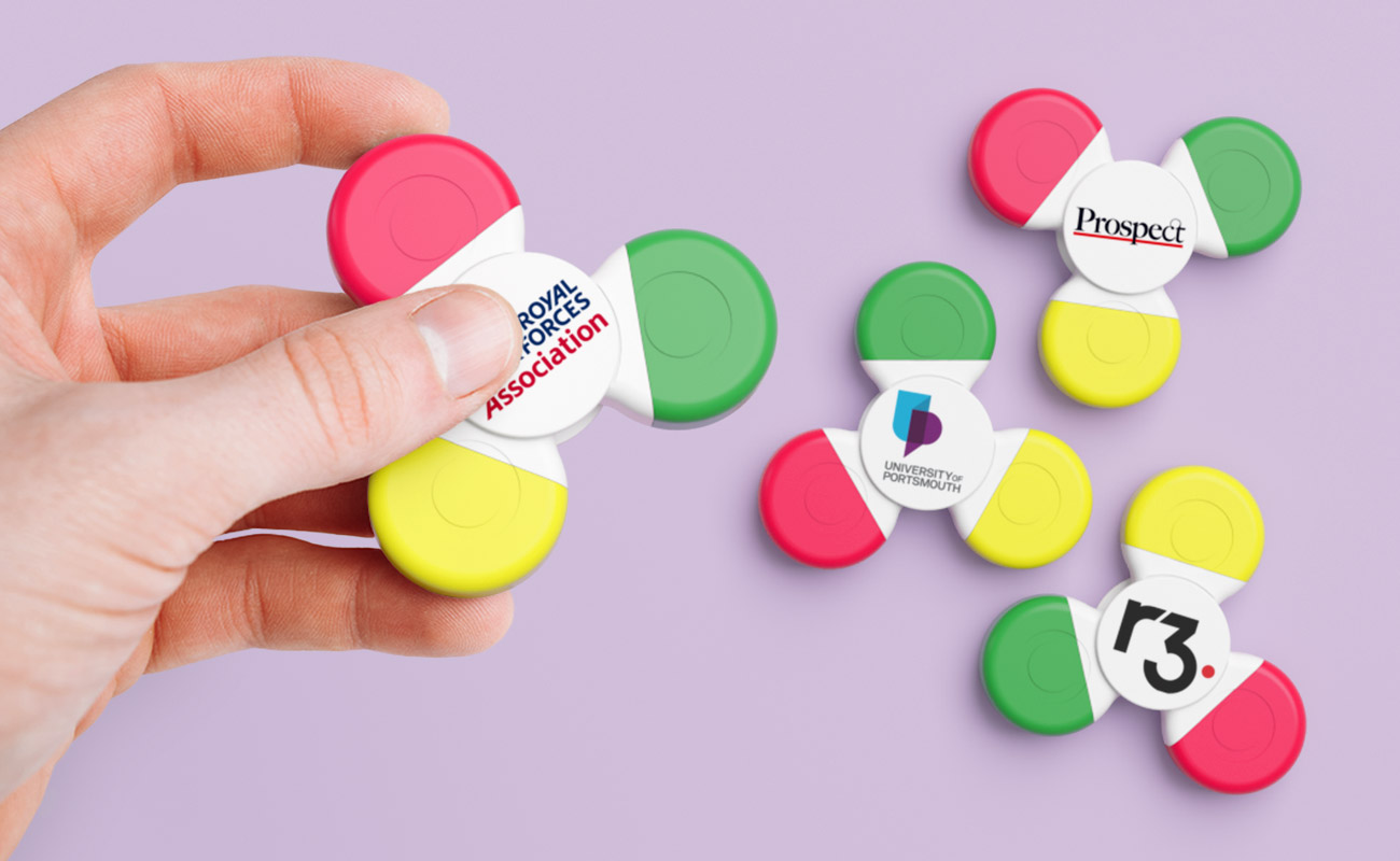 Twinkle - Kynät logolla gallery thumbnail