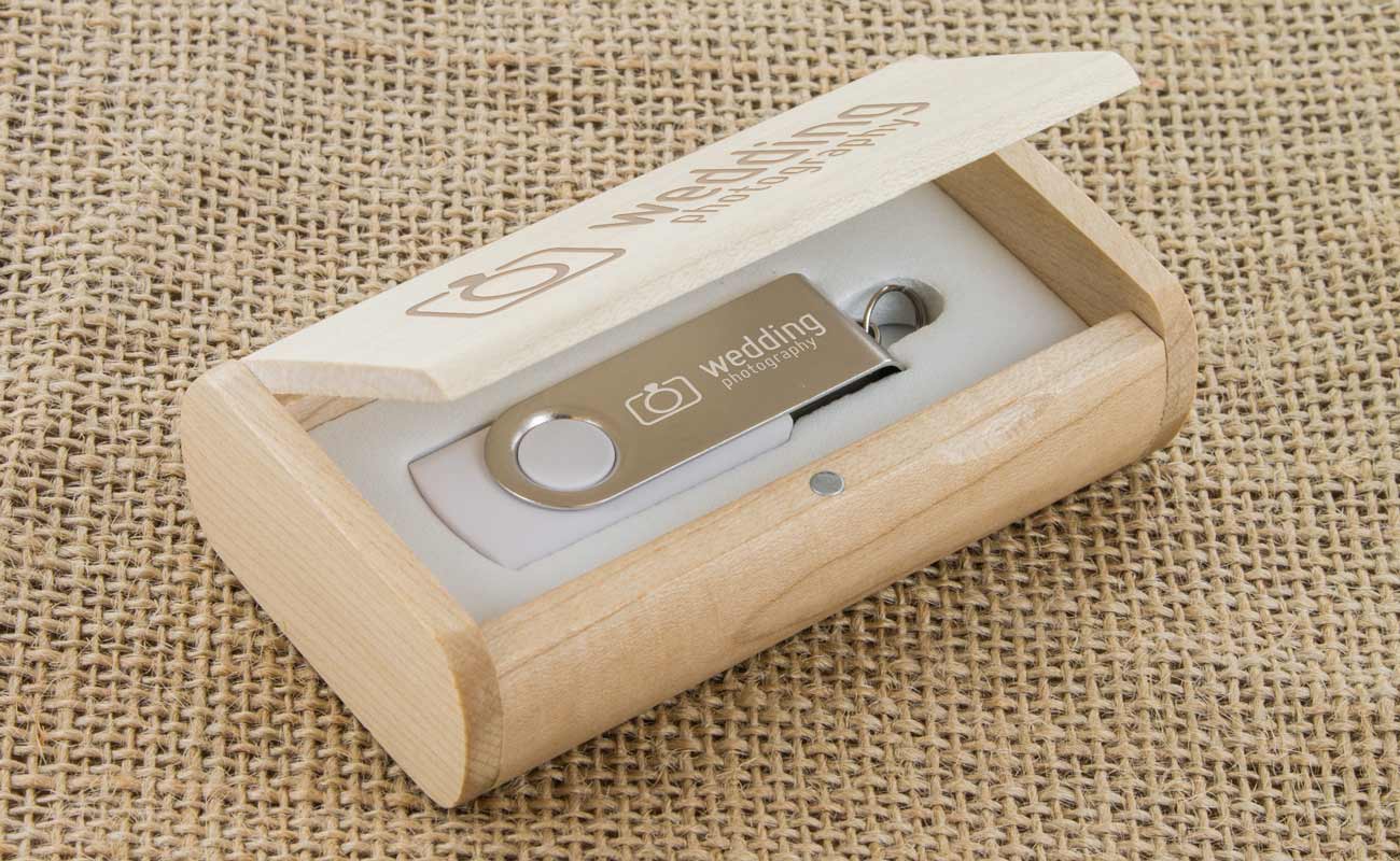 Twister - USB Muistitikku Omalla Logolla gallery thumbnail